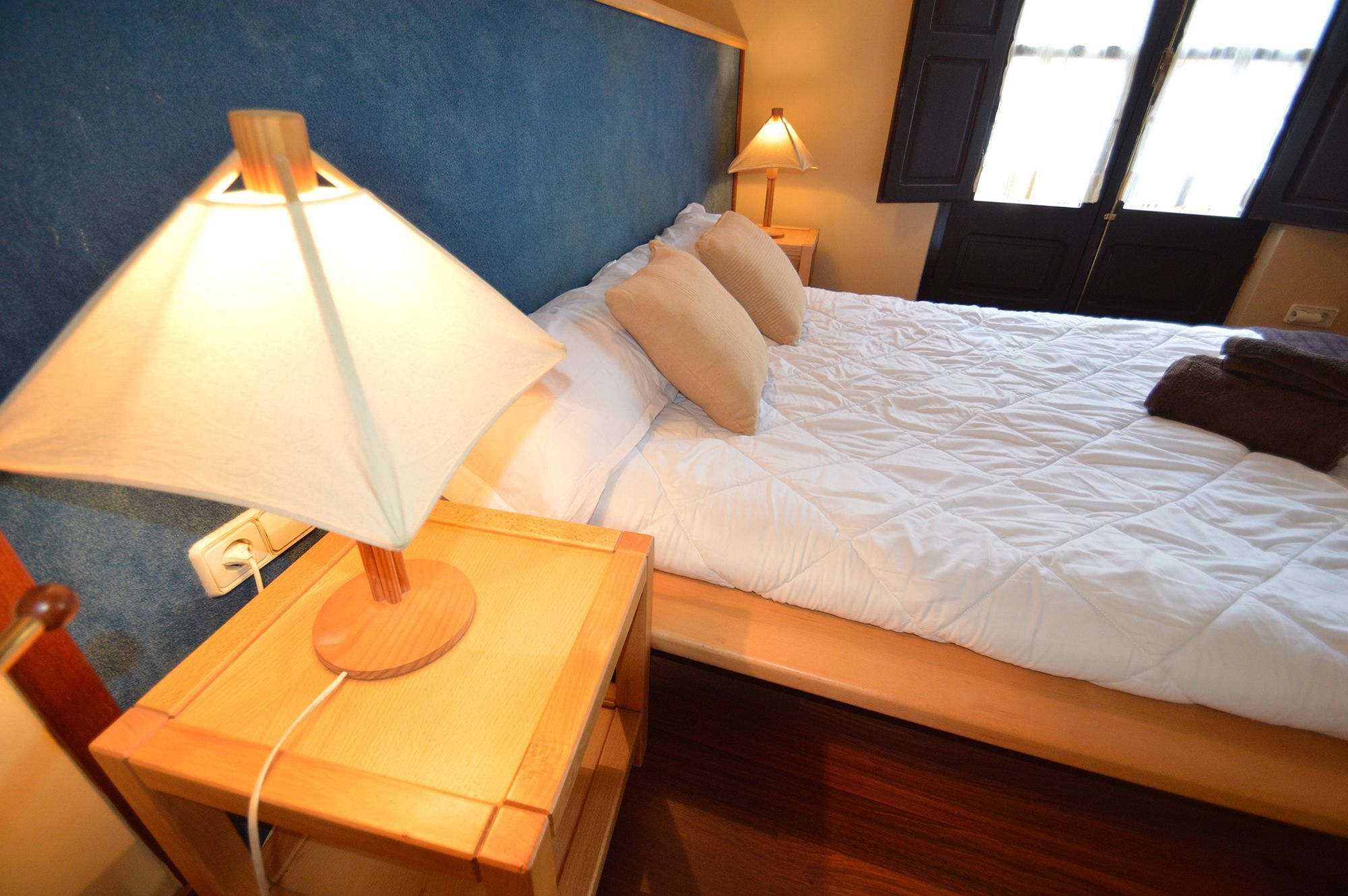 Tarragona Suites 70- Cavallers ภายนอก รูปภาพ