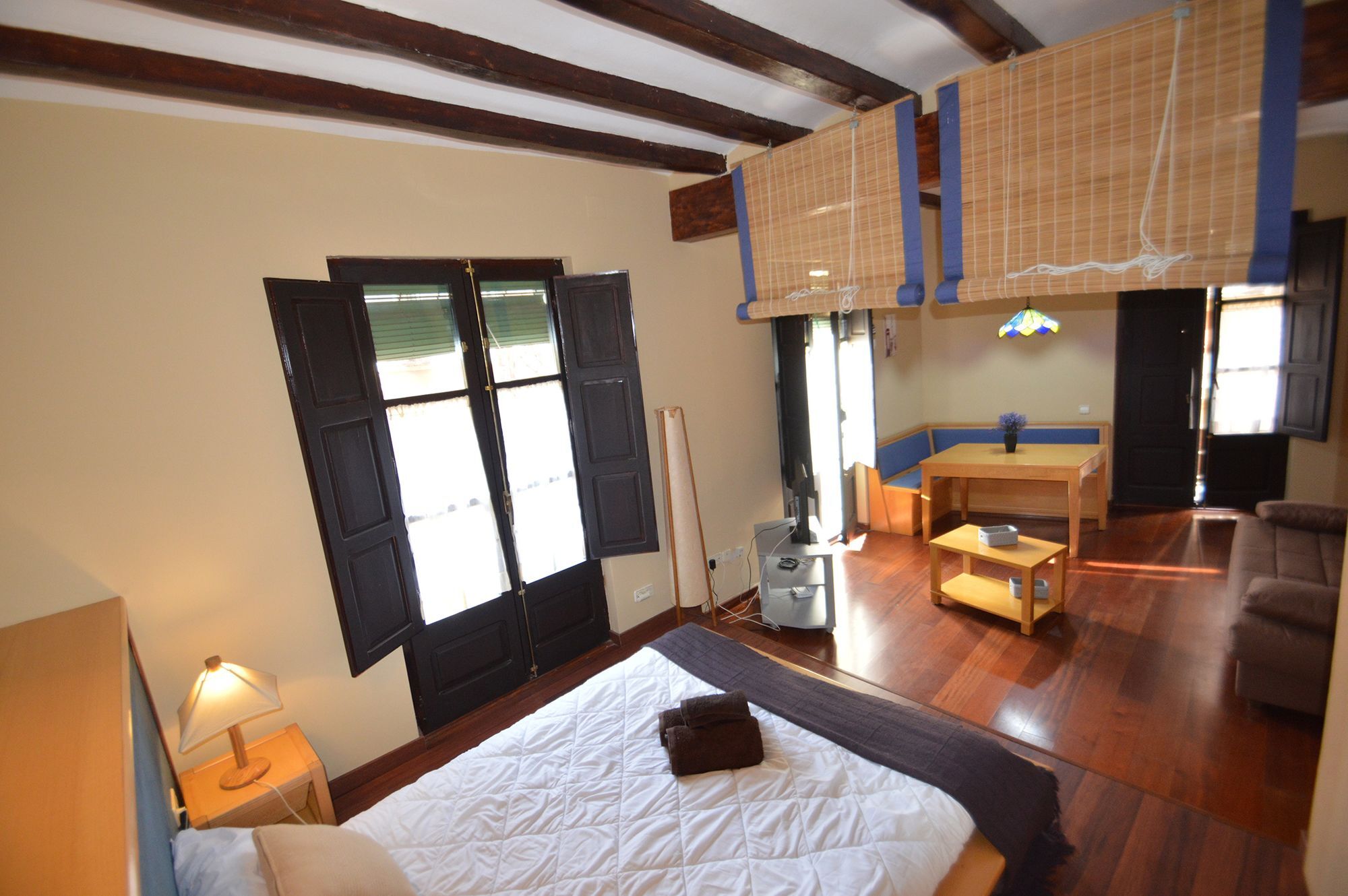 Tarragona Suites 70- Cavallers ภายนอก รูปภาพ